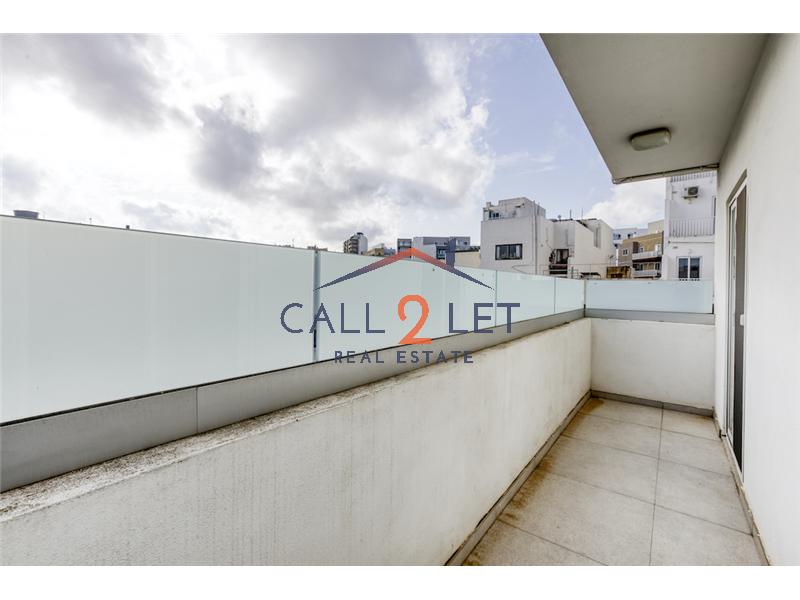 Apartment in Gzira - Image 5