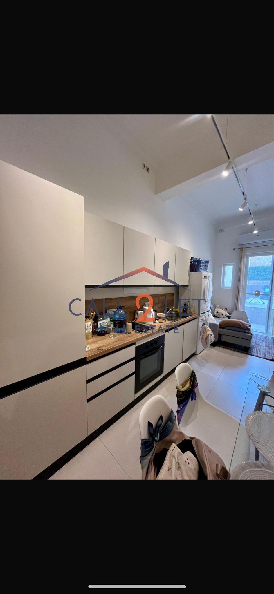 Studio Apartment in Gzira - Image 1