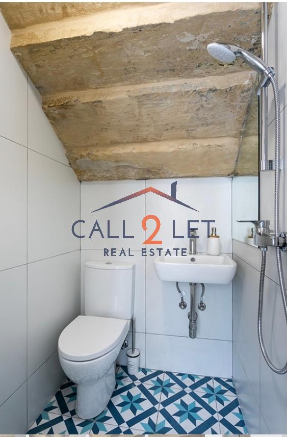 Studio Maisonette in Valletta - Image 4