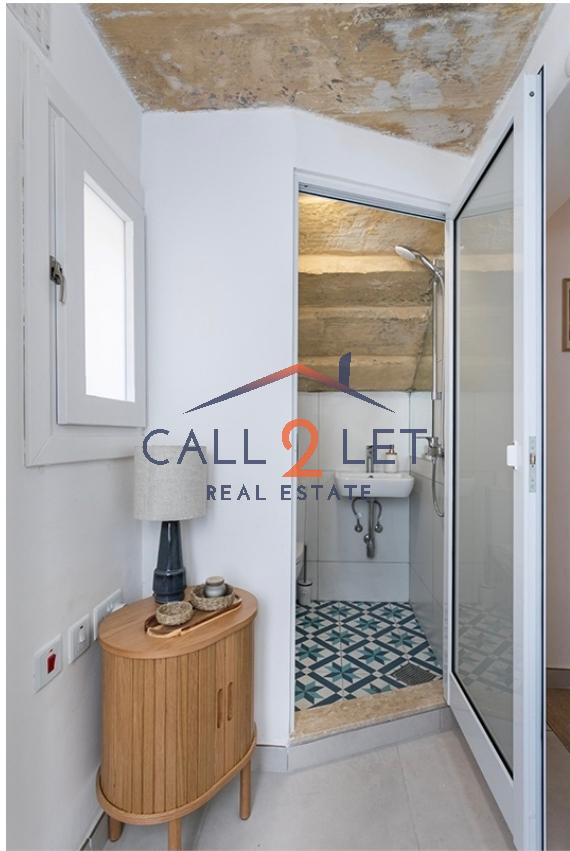 Studio Maisonette in Valletta - Image 5