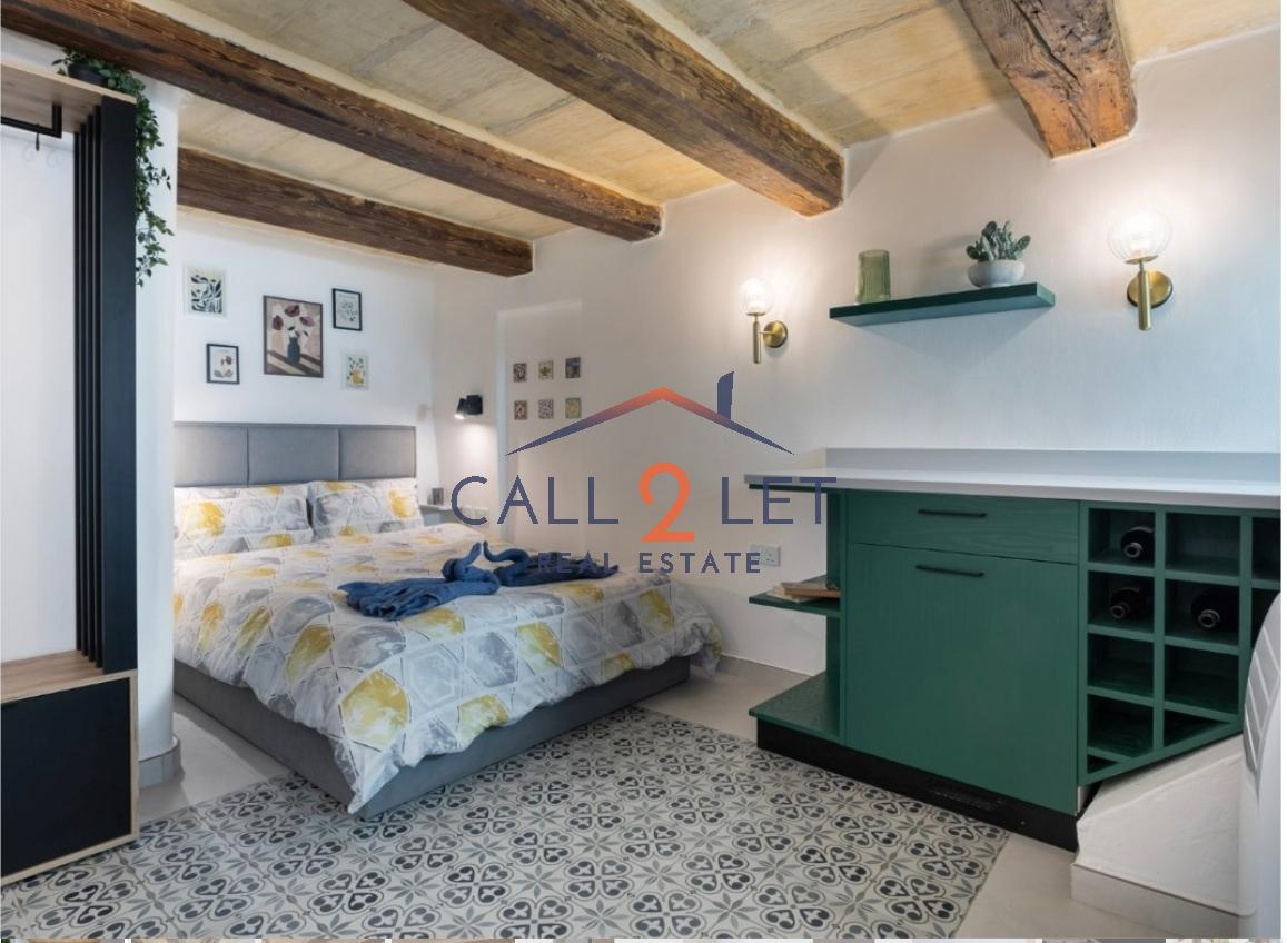 Studio Maisonette in Valletta - Image 8
