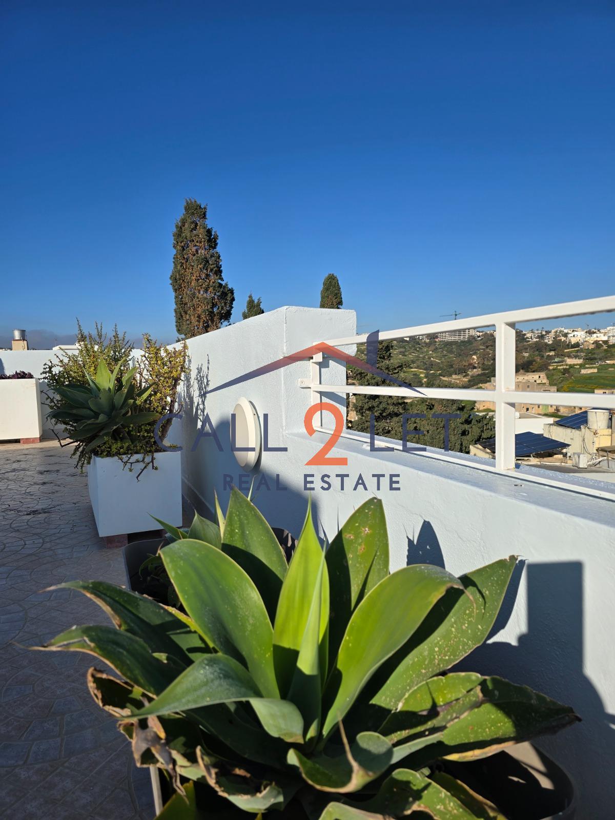 Duplex Penthouse in San Gwann - Image 3