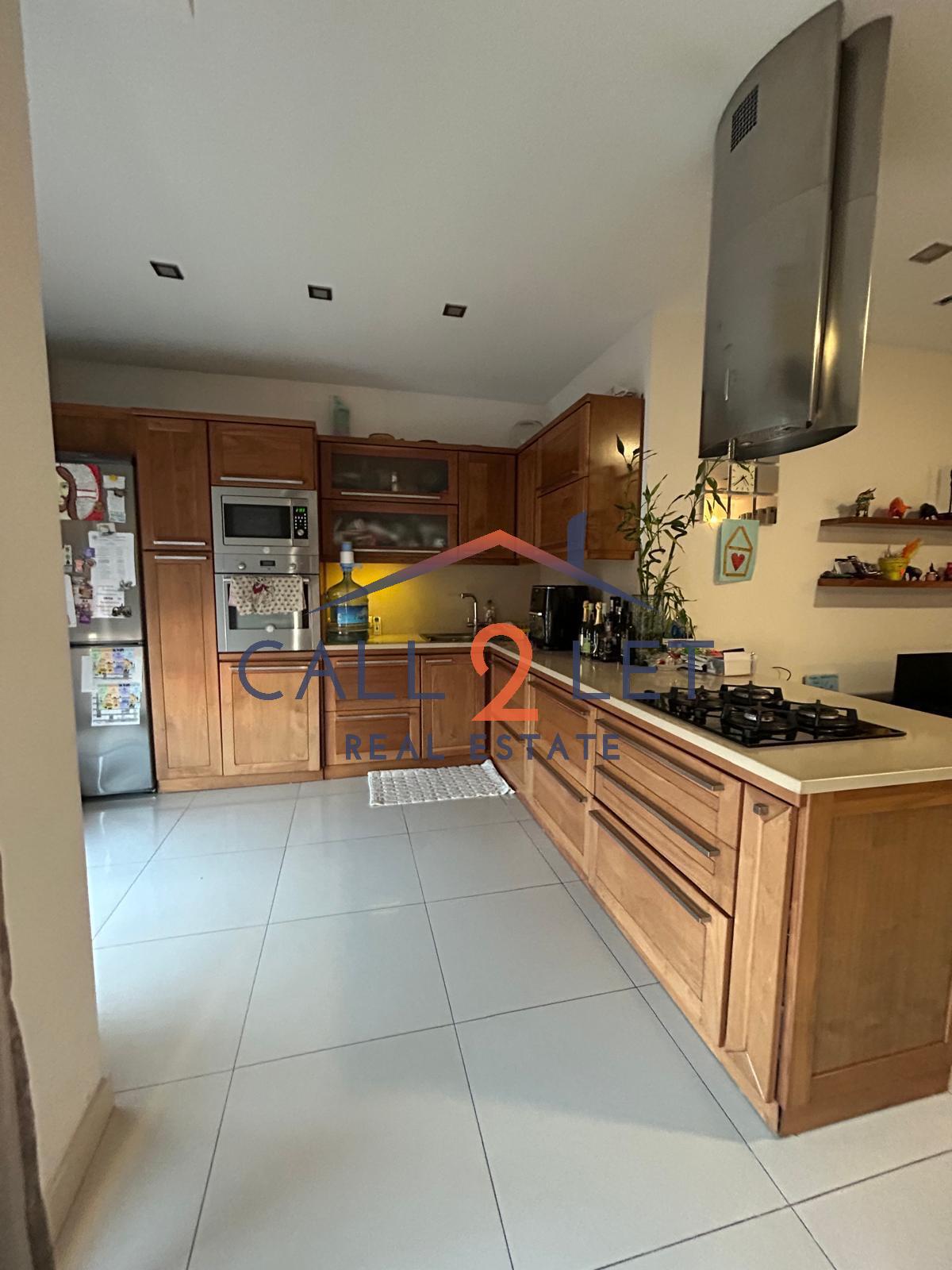 Apartment in Zurrieq - Image 1