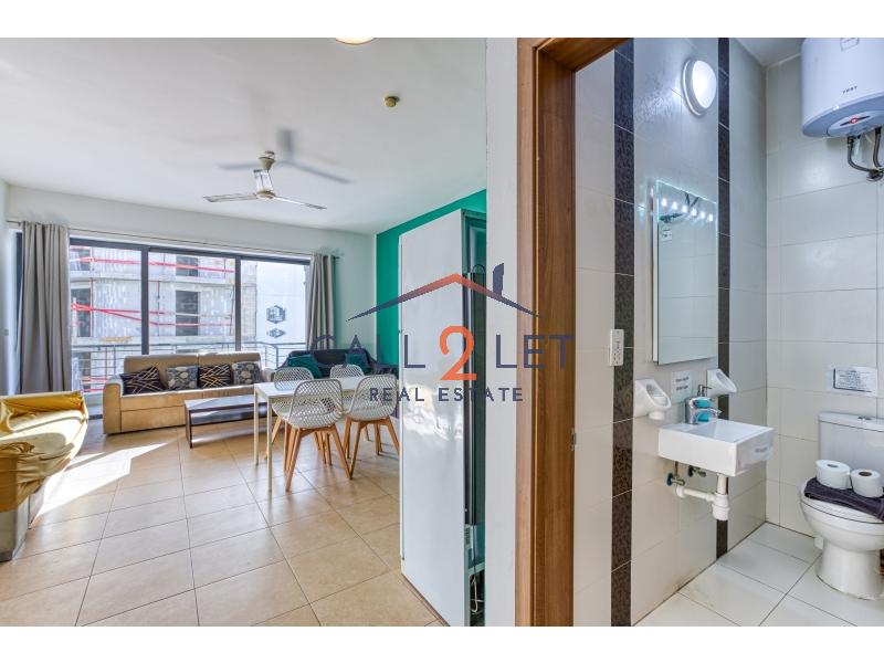 Apartment in Paceville - Image 1