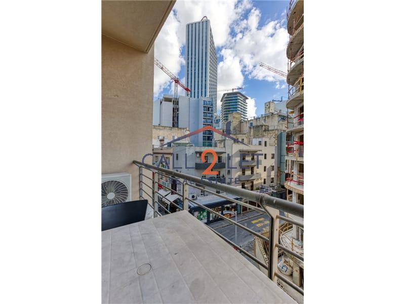 Apartment in Paceville - Image 6