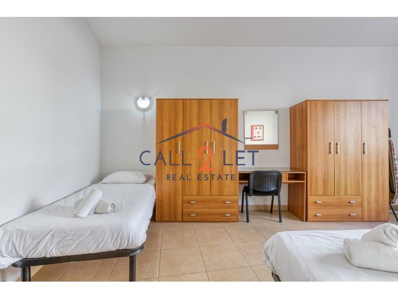 Apartment in Paceville - Image 11