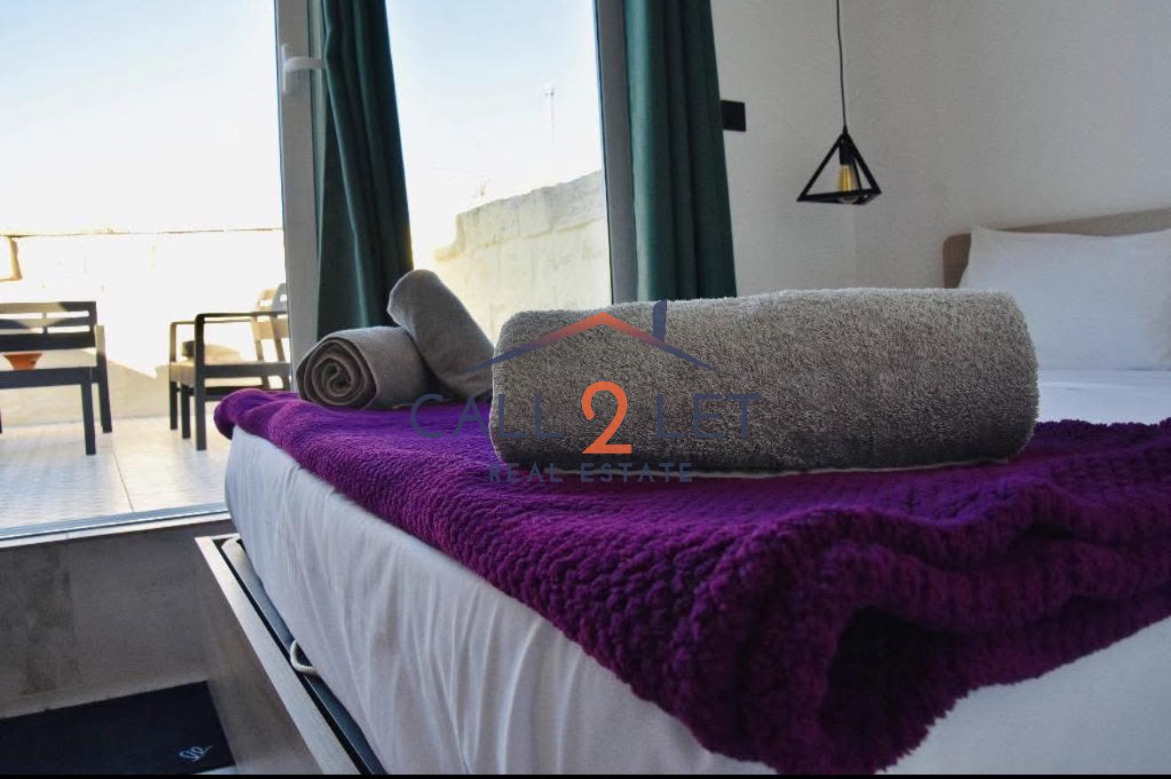 Studio Penthouse in Mosta - Image 5